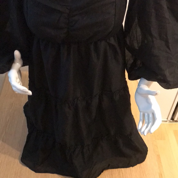 Beautiful black dress, NWT, size L - Picture 4 of 5